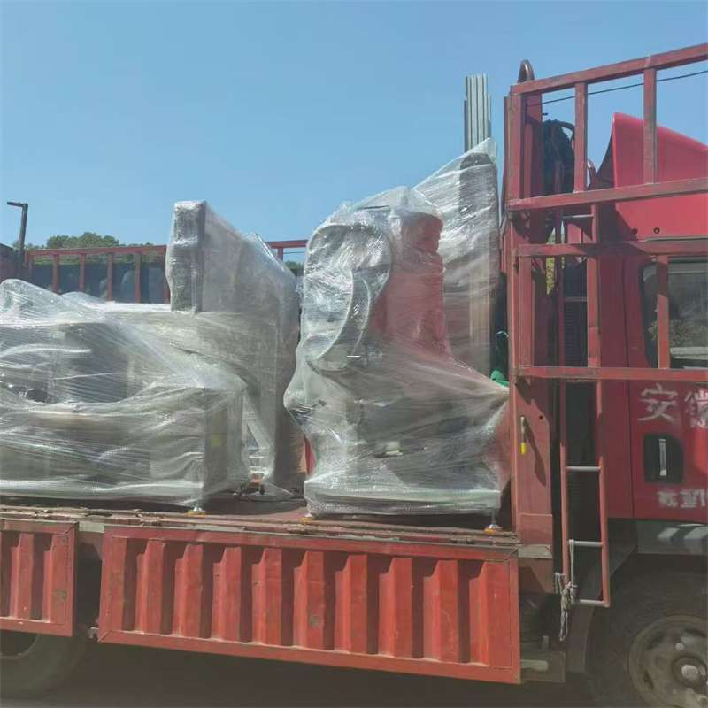 洛扎县：物流专线的高效货运之旅